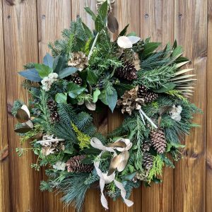 Christmas Wreath Making Workshop at Biscuit&Brew